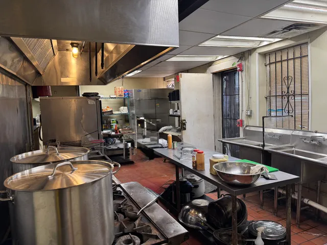 Holy Smokin BBQ & Cajun Cuisine