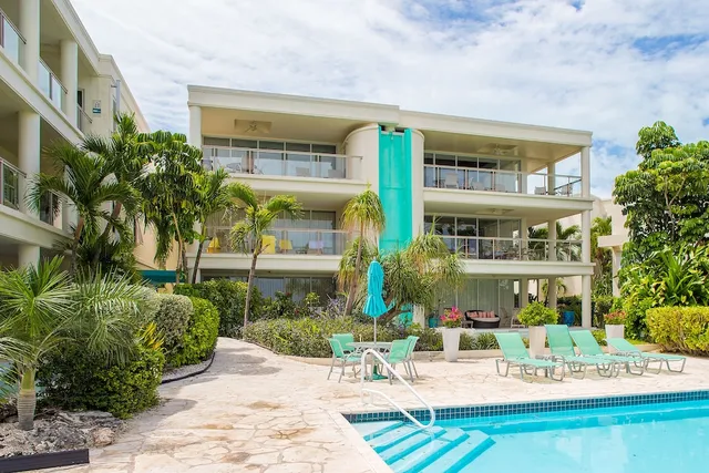 Coral Gardens Resort