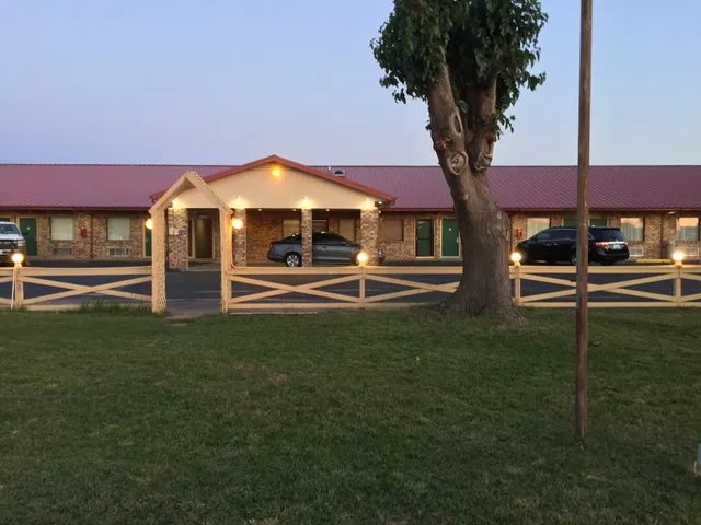 Green Bird Inn & RV Park