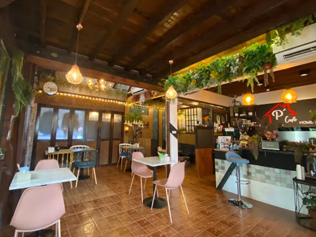 p'cafe coffee & home made bakery ธาตุพนม