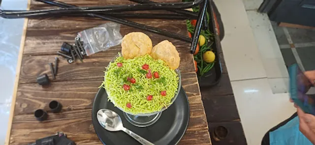 Chaat Di Hatti - Best Chaat and Fast Food Cafe