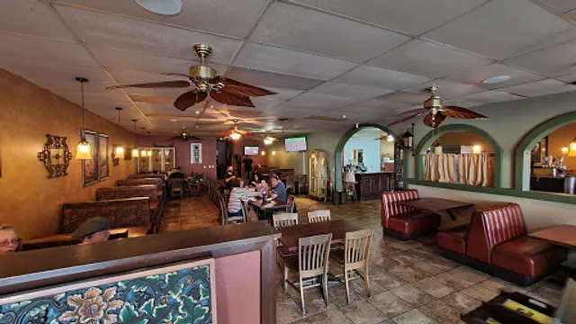 Mariachis Mexican Restaurant and Cantina