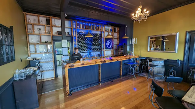 POSTMISTRESS WINE & WHISKEY BAR, MANGONUI