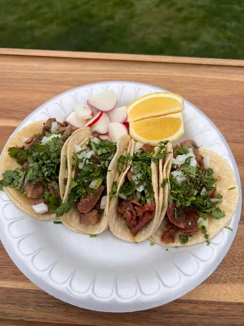 Alvaros Tacos (Tigard)