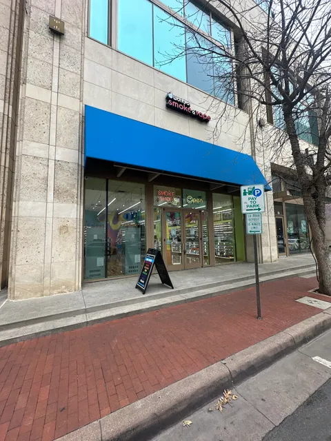 World of Smoke & Vape - Fort Worth 5th St.