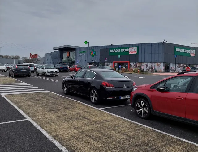 Auchan Hypermarché Chasseneuil