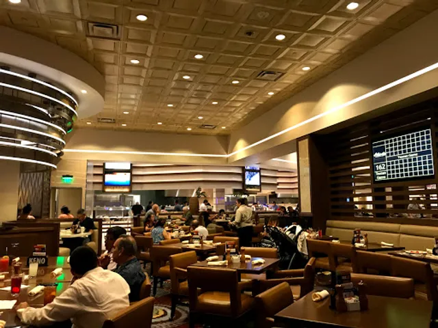 Toucan Charlie's Buffet & Grille