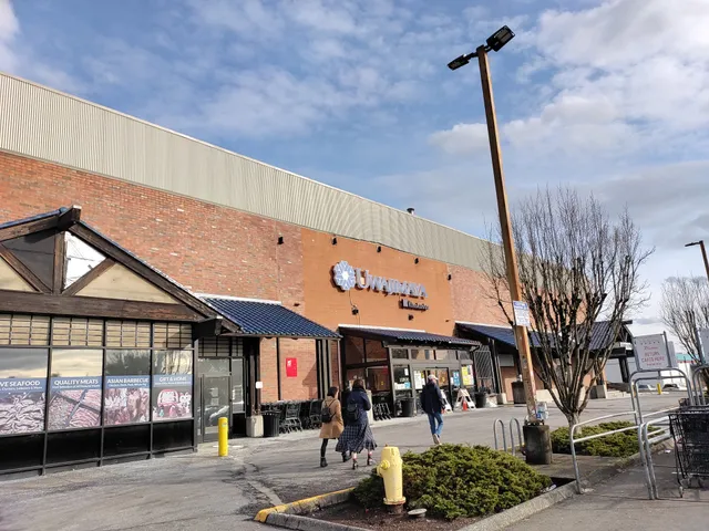 Kinokuniya Bookstore - Beaverton