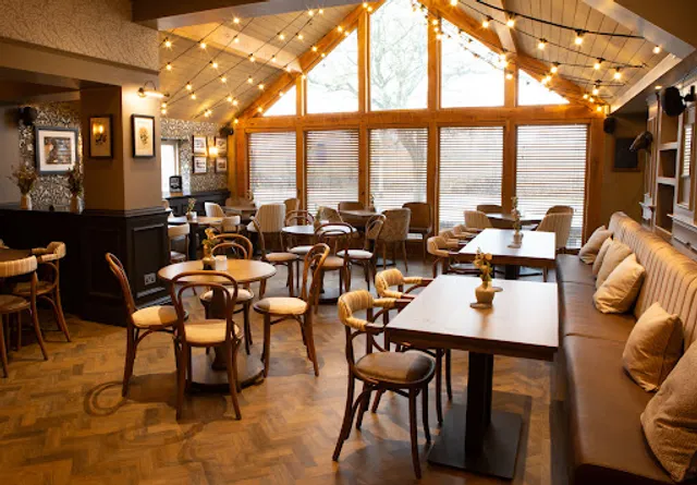 Three Bears, Hazel Grove