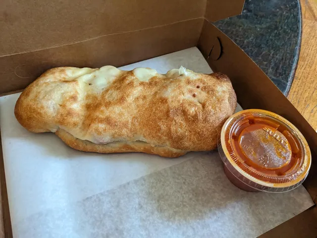 Lakeview Pizzeria & Bar