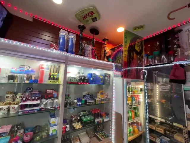 Smoke shop