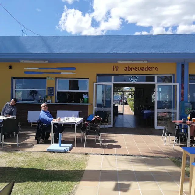 Chiringuito El Abrevadero.