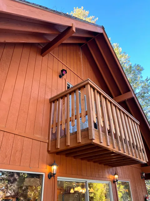 Bears Den & Little Bear