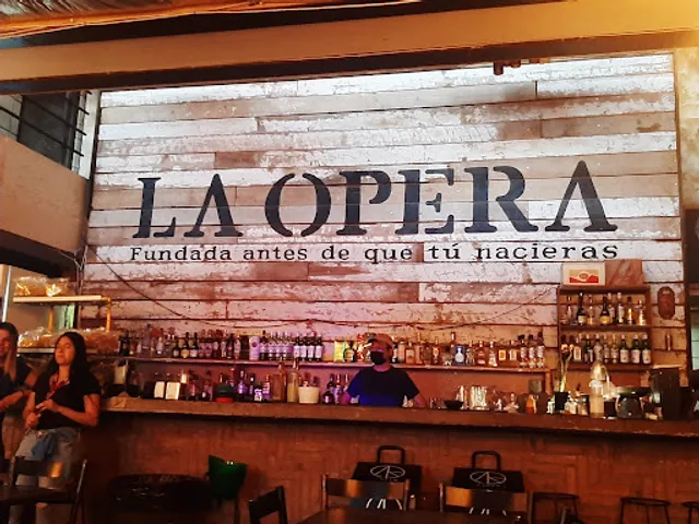 La Opera Bar