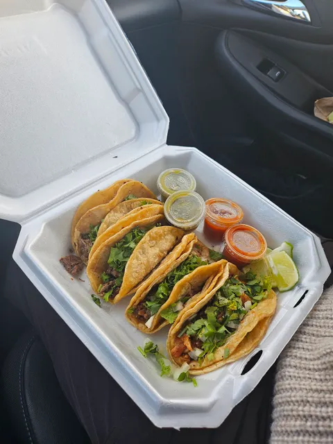 La Mexicana Restaurant