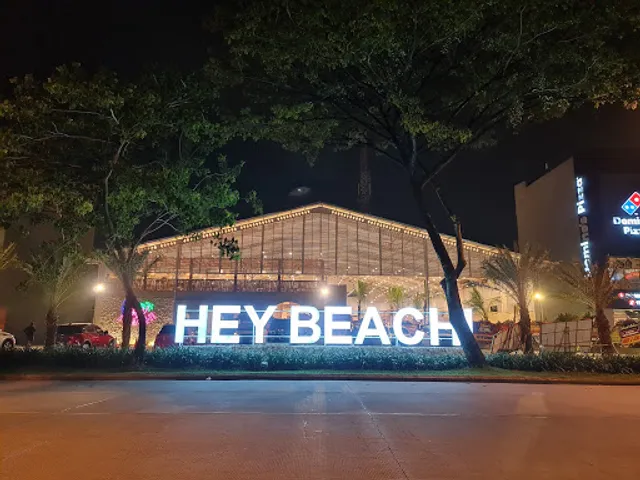 Hey Beach Padel Club & Coffee