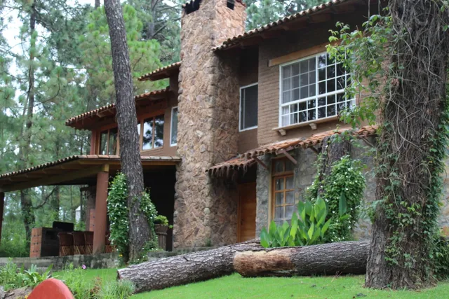 Tapalpa Cabaña Hermosa Pegada al Bosque. La Casita del Bosque