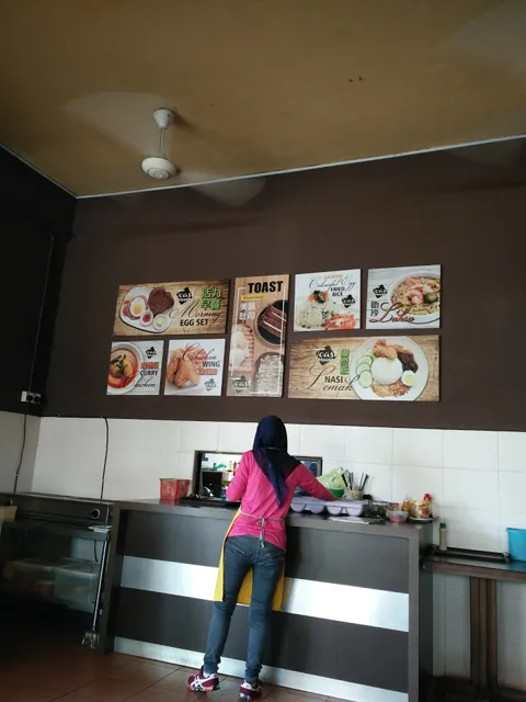 Tiga Tawai Cafe (ex Toast House)