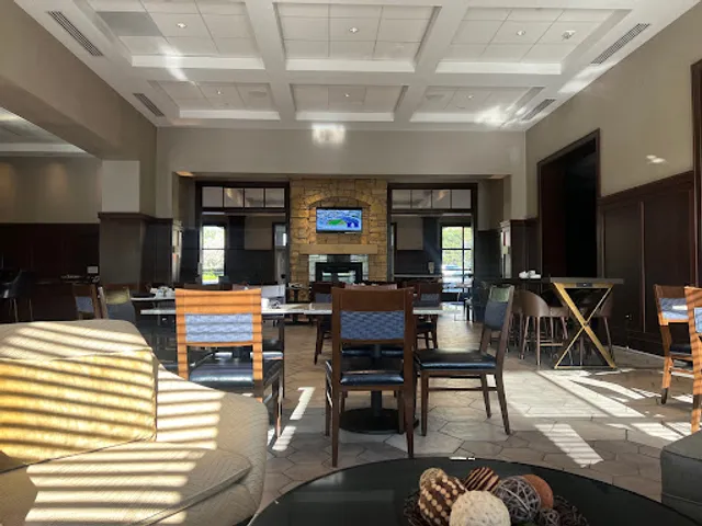 Red Rock Bar and Grill