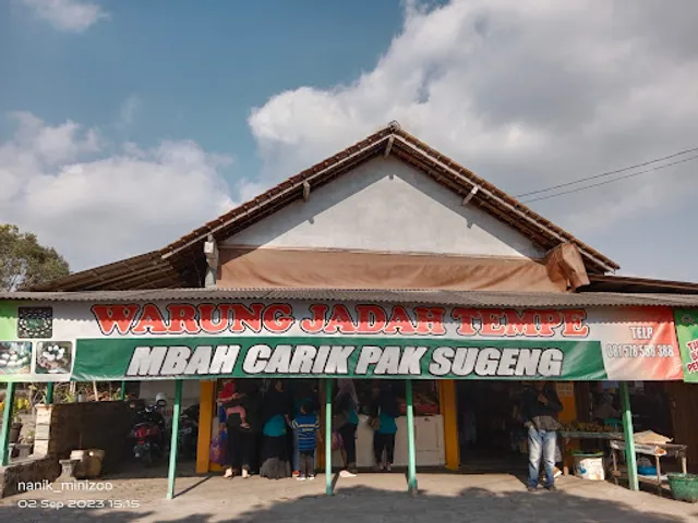 Warung Jadah Tempe Mbah Carik