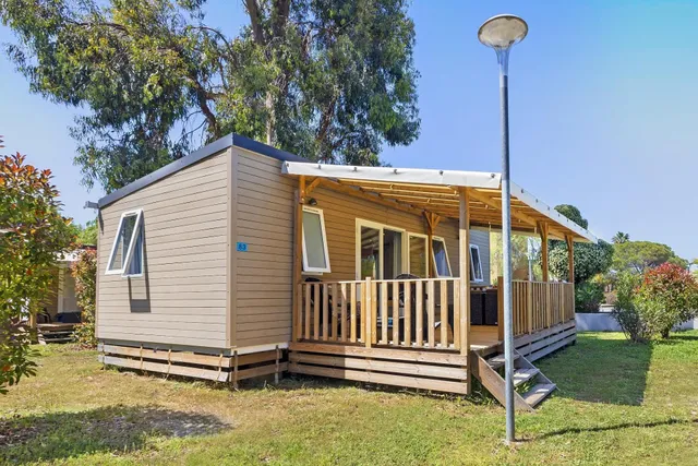 Camping Marina d'Erba Rossa