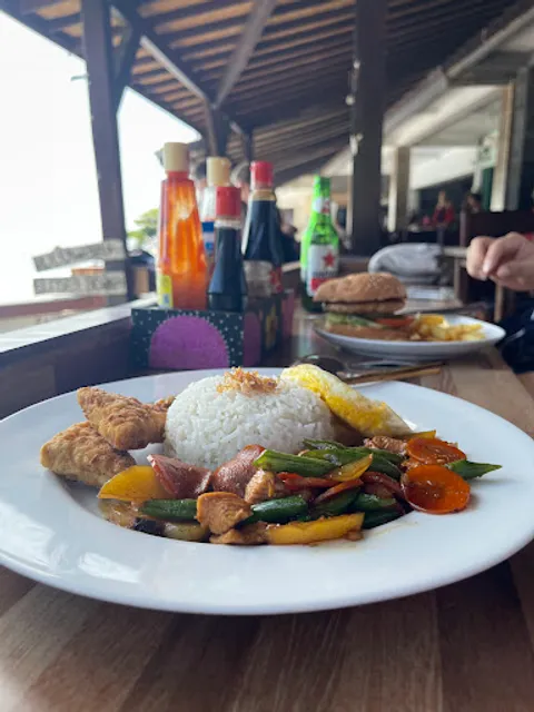 Uluwatu Sunset Beach Warung