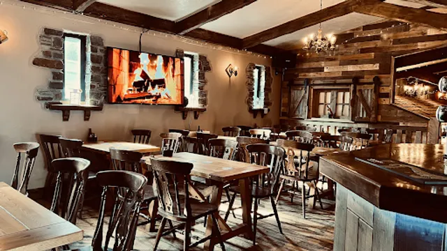 Janz Restaurant & BB's Bar