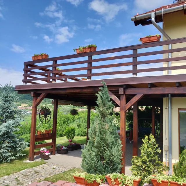 Pension Elena and Maria