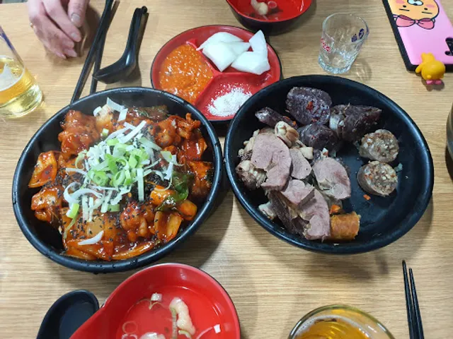 BBQ Chicken, Ulsan Byeongyeong Haengun branch