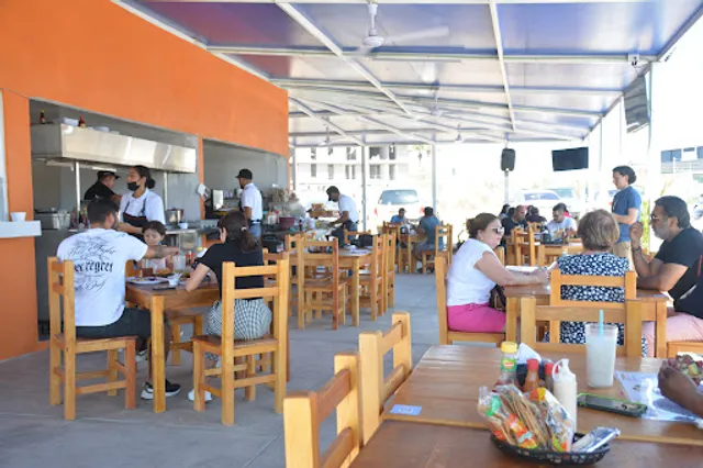 Mariscos el Tillín (antes Mariscos El Jona)