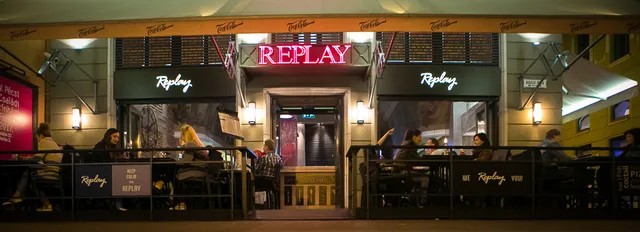 Replay Cafe & Restaurant
