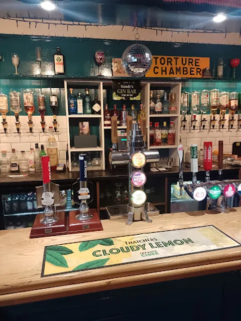 Oxford Inn Public House