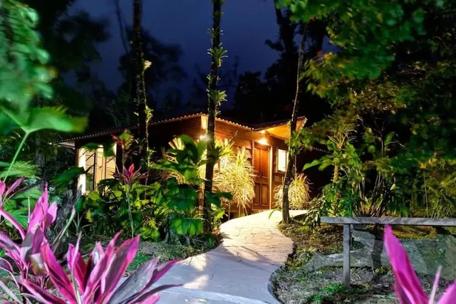 Arenal Tropical Suites