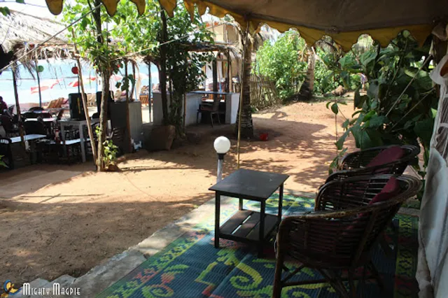 Five Five Bar & Restaurant || Tents