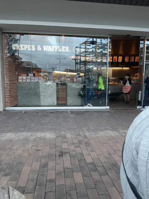 Heladería Crepes & Waffles Aeropuerto El Dorado