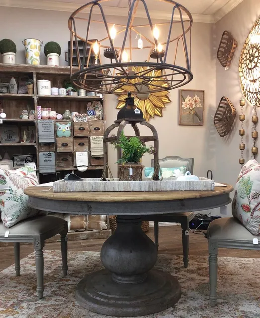 Bandelera Boutique & Fine Furnishings