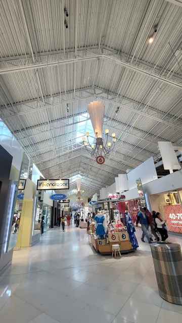 Dolphin Mall
