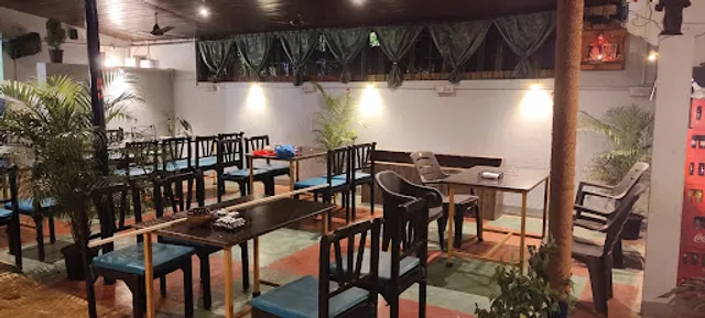 Fish Point Restaurant & Bar