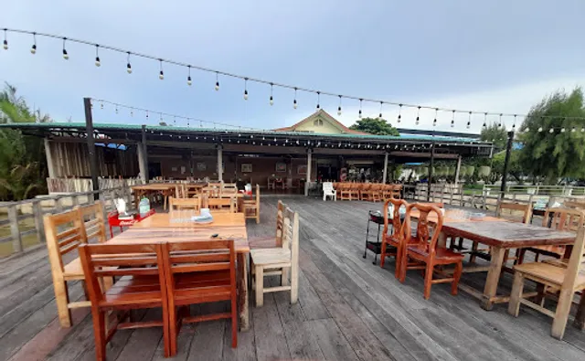 Khrua Khru Mu Seafood