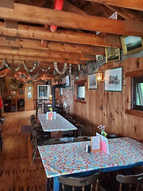 Anna's Water's Edge Restaurant