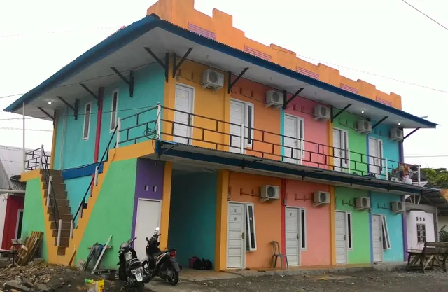 Homestay Warna-warni
