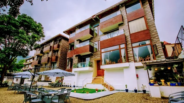 Sojourn By The Lake, Boutique Hotel(20 kms from Nainital)