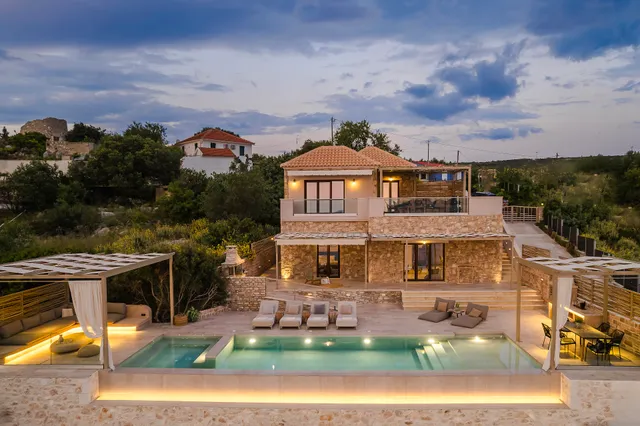Entheos Private Villa