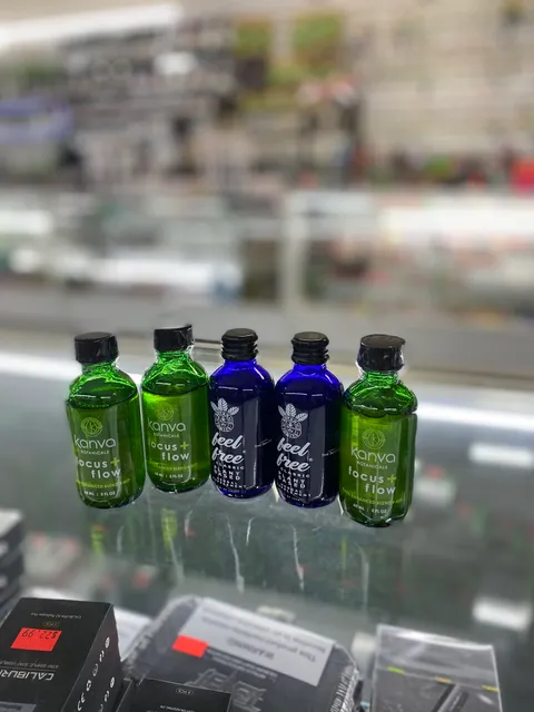 Longmont Vape & Smoke Shop(Geekbar, nitrous, cigar, Labubu)