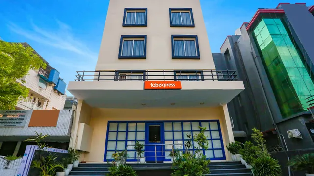 FabExpress Meera Residency