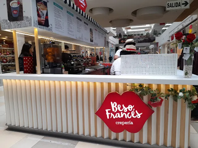 Beso Francés Crepería - Cafetería