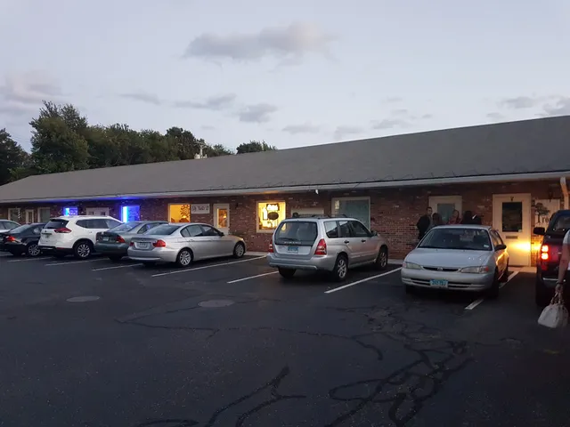 The Vapor Edge: REAL VAPE SHOP! Over 100 Flavors! CBD | cbdMD | Pet CBD | Disposable CBD Vapes | Nic Pouches | Mushrooms