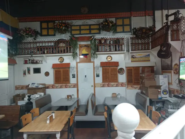 704 Park St Hartford