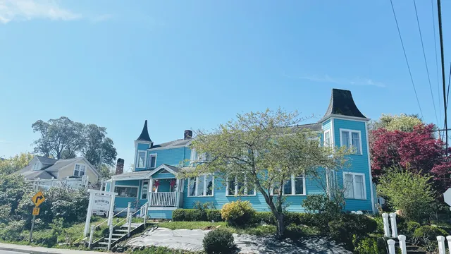 The Burton Inn & Spa