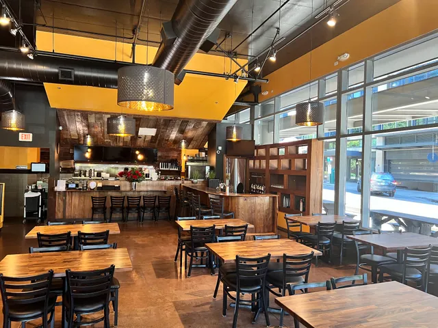 Zaiqa Indian Cuisine - South Waterfront